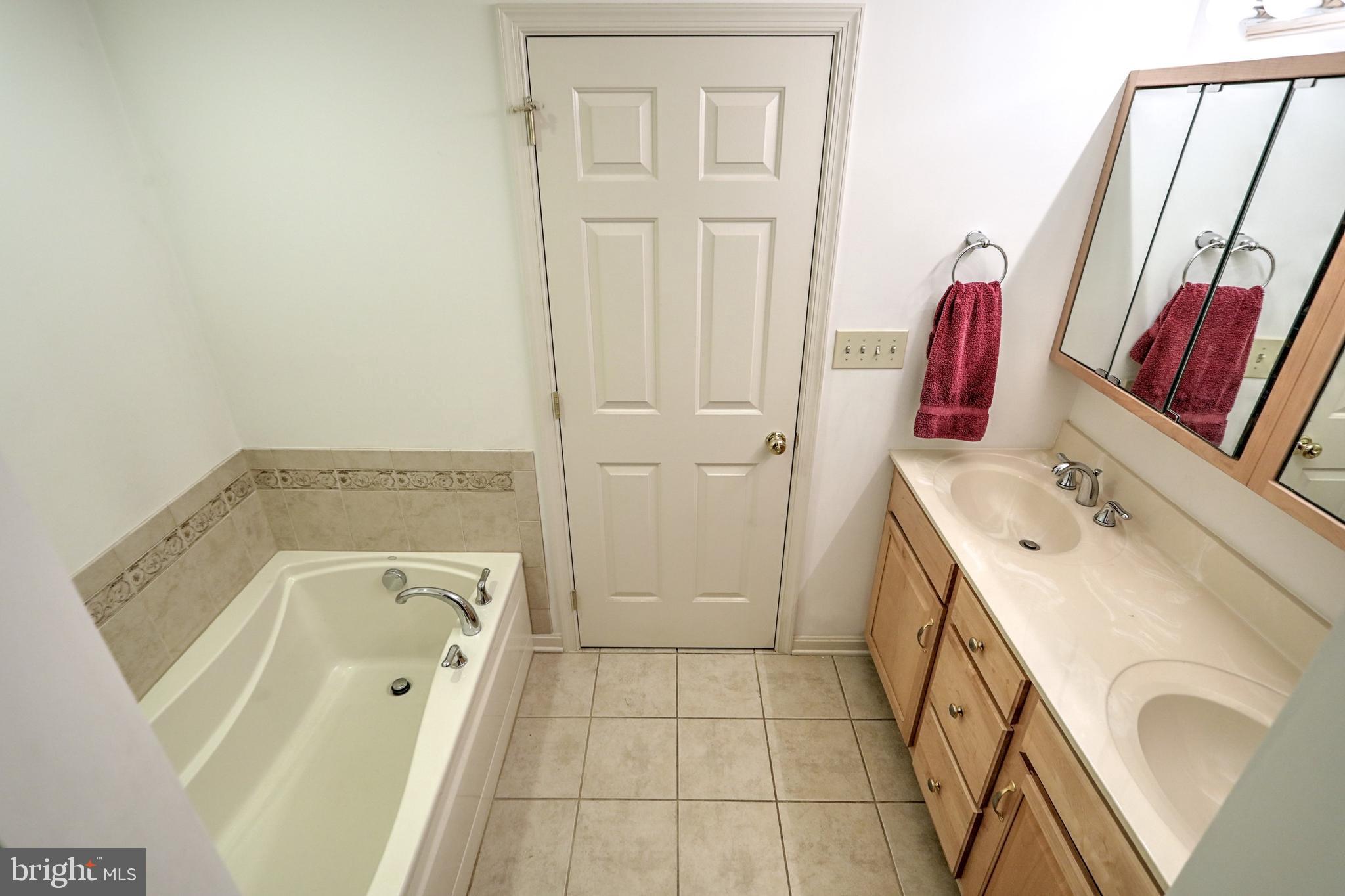 1050 East Butter Road York, PA 17406 - Photo 21 of 45 Master Bathroom