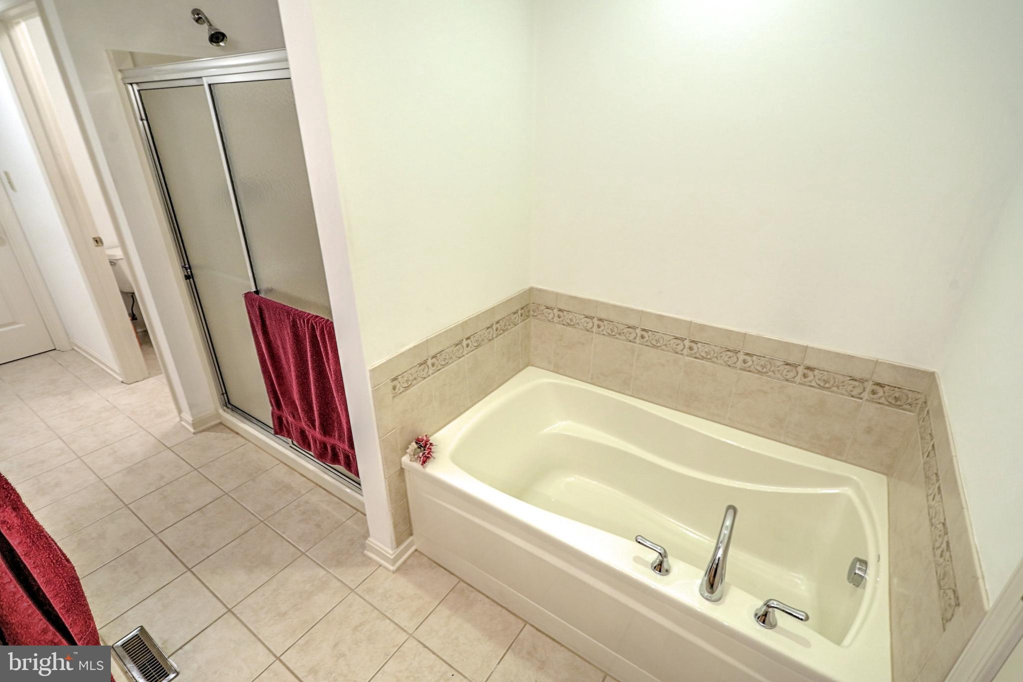 1050 East Butter Road York, PA 17406 - Photo 22 of 45 Master Bathroom