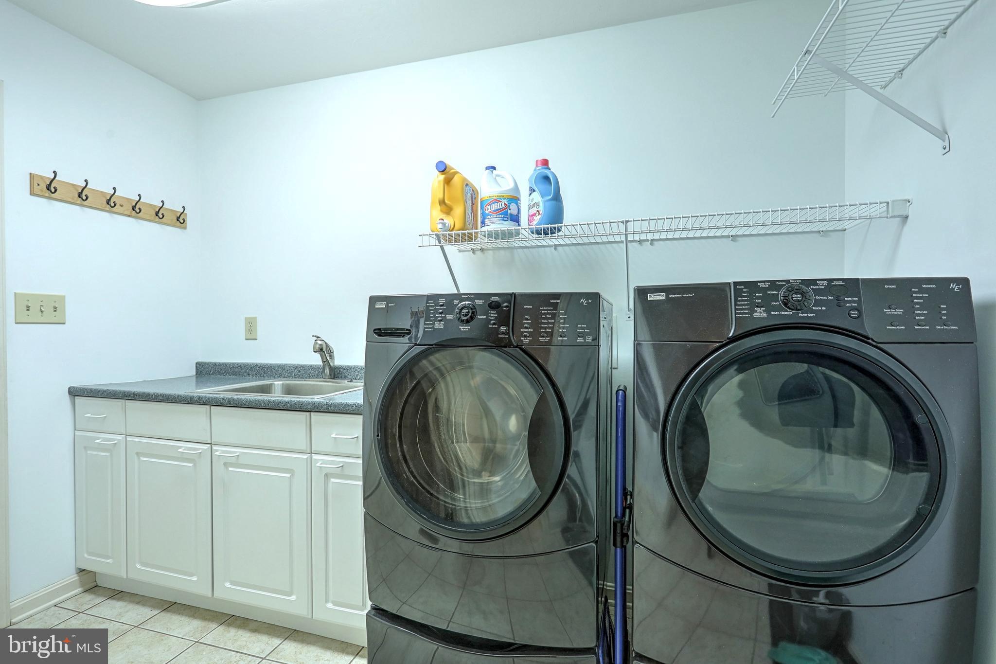 1050 East Butter Road York, PA 17406 - Photo 28 of 45 Laundry Room