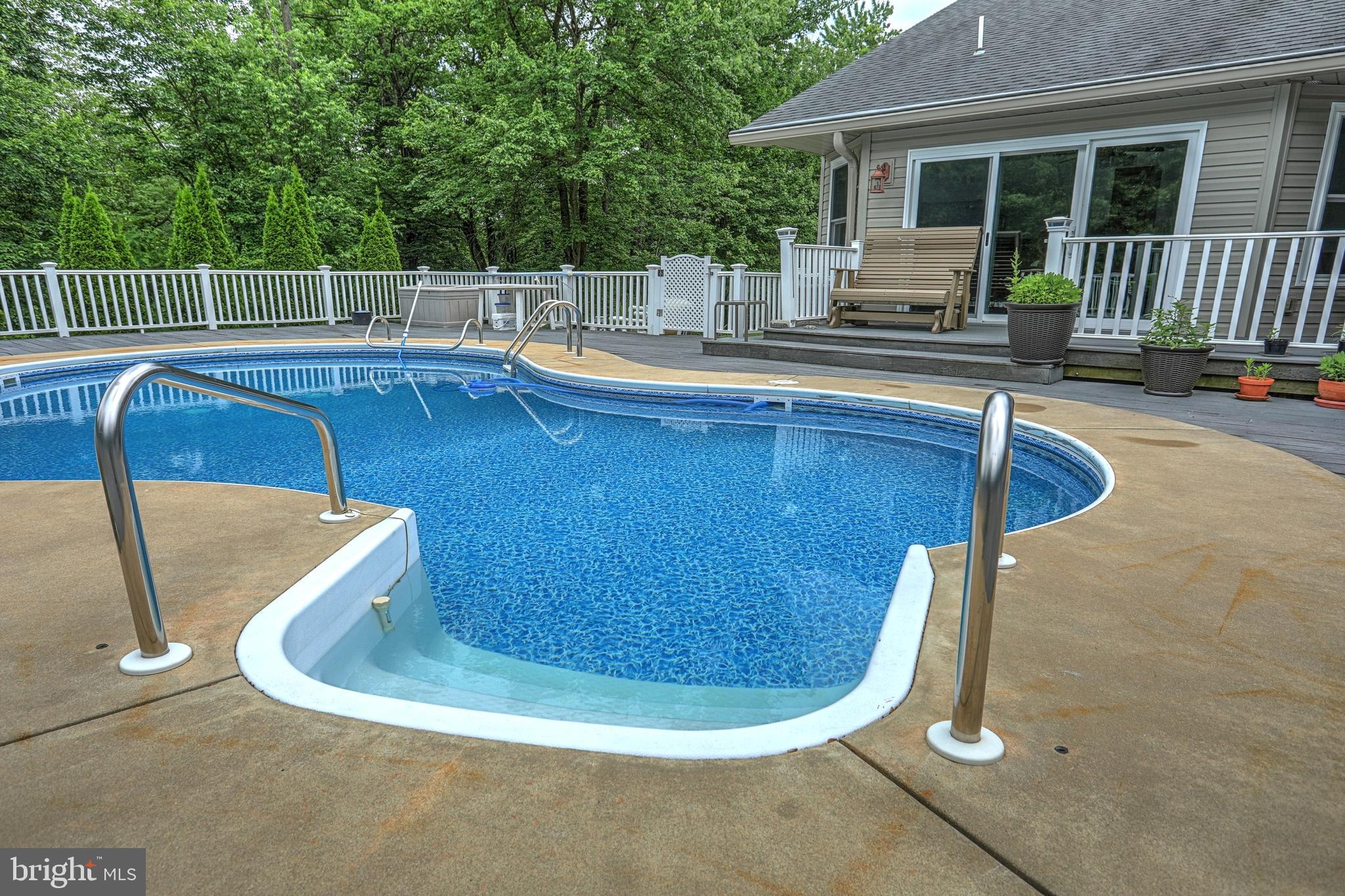 1050 East Butter Road York, PA 17406 - Photo 32 of 45 In Ground Pool