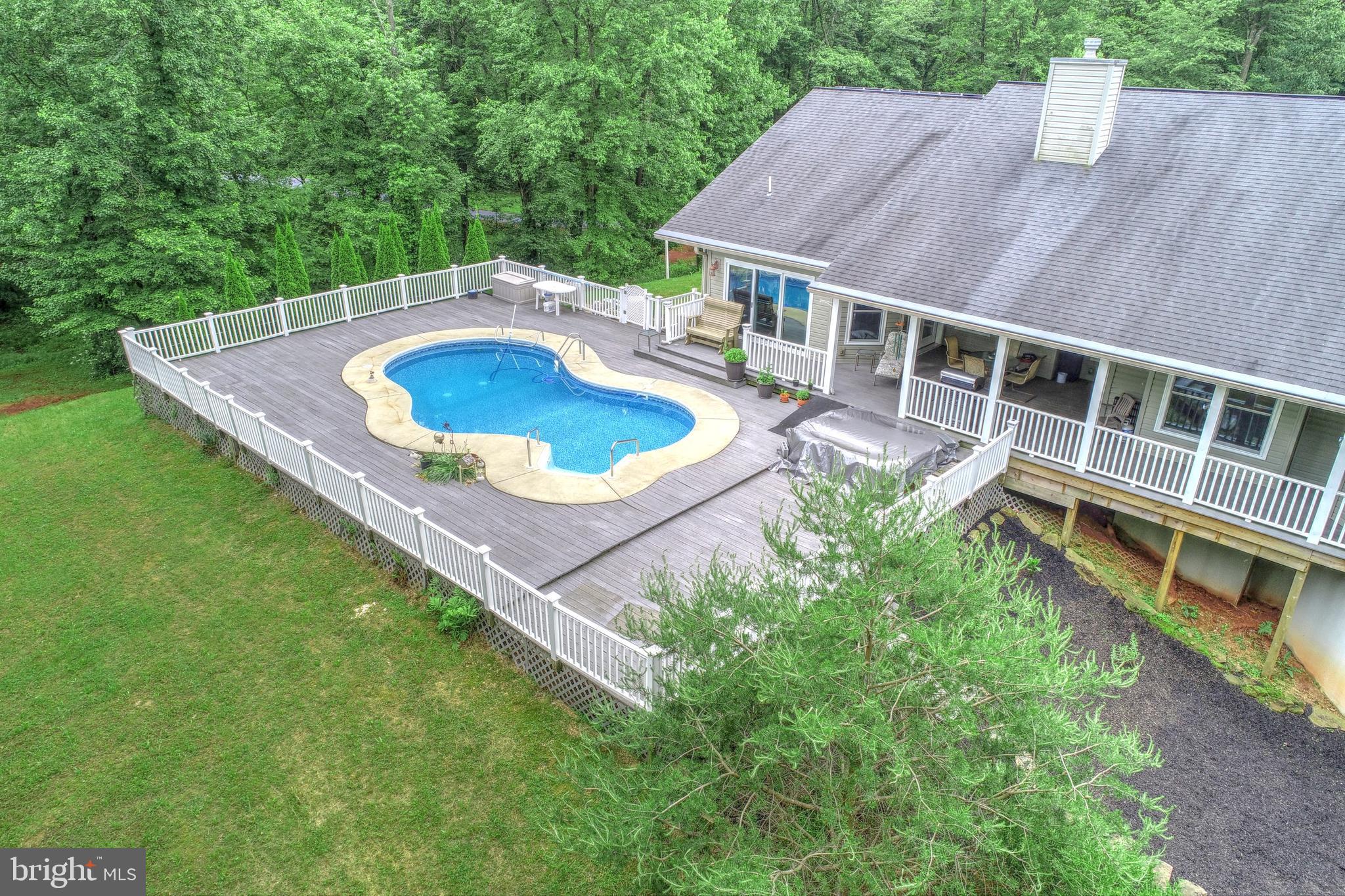1050 East Butter Road York, PA 17406 - Photo 35 of 45 Back View