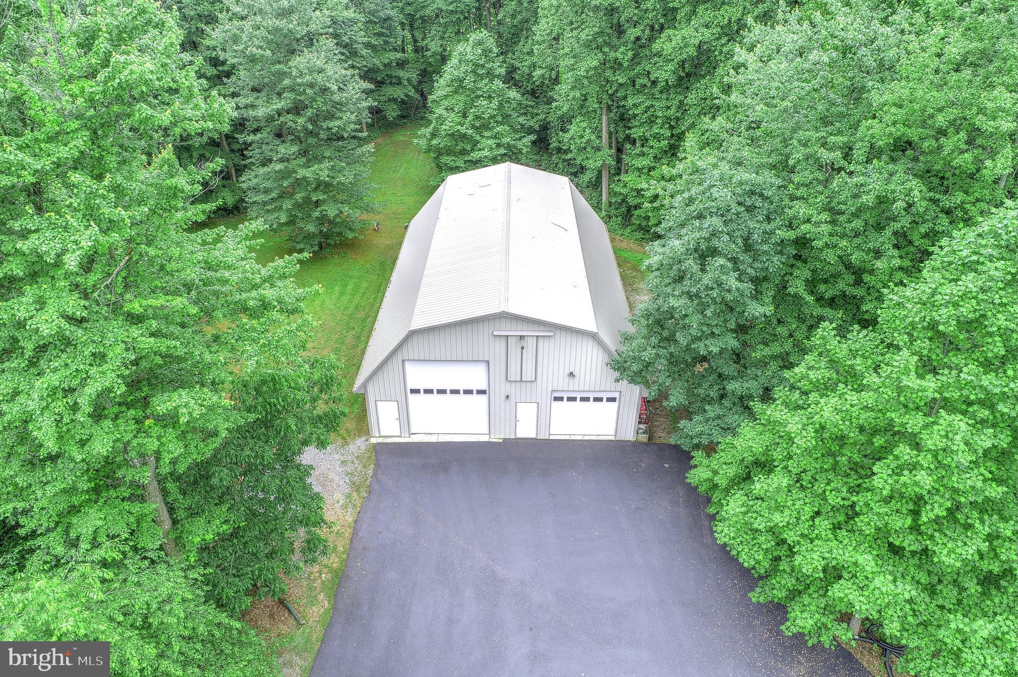 1050 East Butter Road York, PA 17406 - Photo 36 of 45 40 x 60 Pole Building