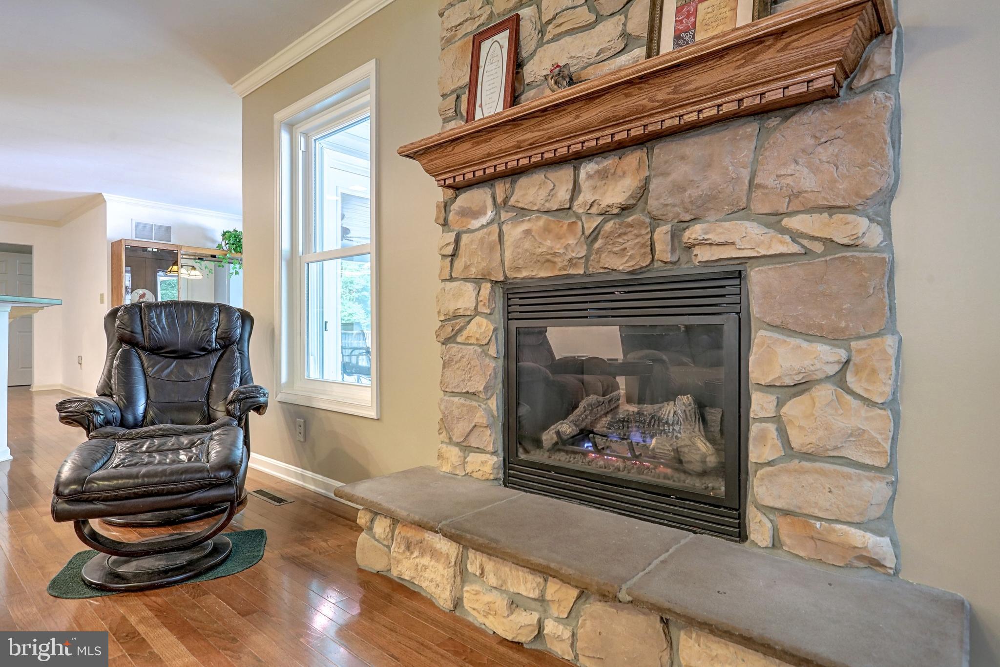 1050 East Butter Road York, PA 17406 - Photo 7 of 45 Gas Burning Fireplace