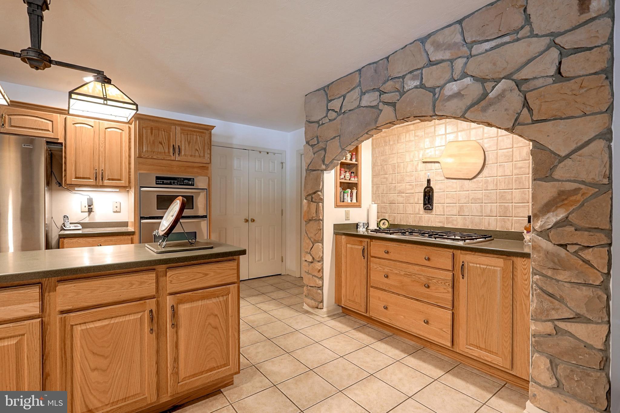 1050 East Butter Road York, PA 17406 - Photo 10 of 45 Kitchen