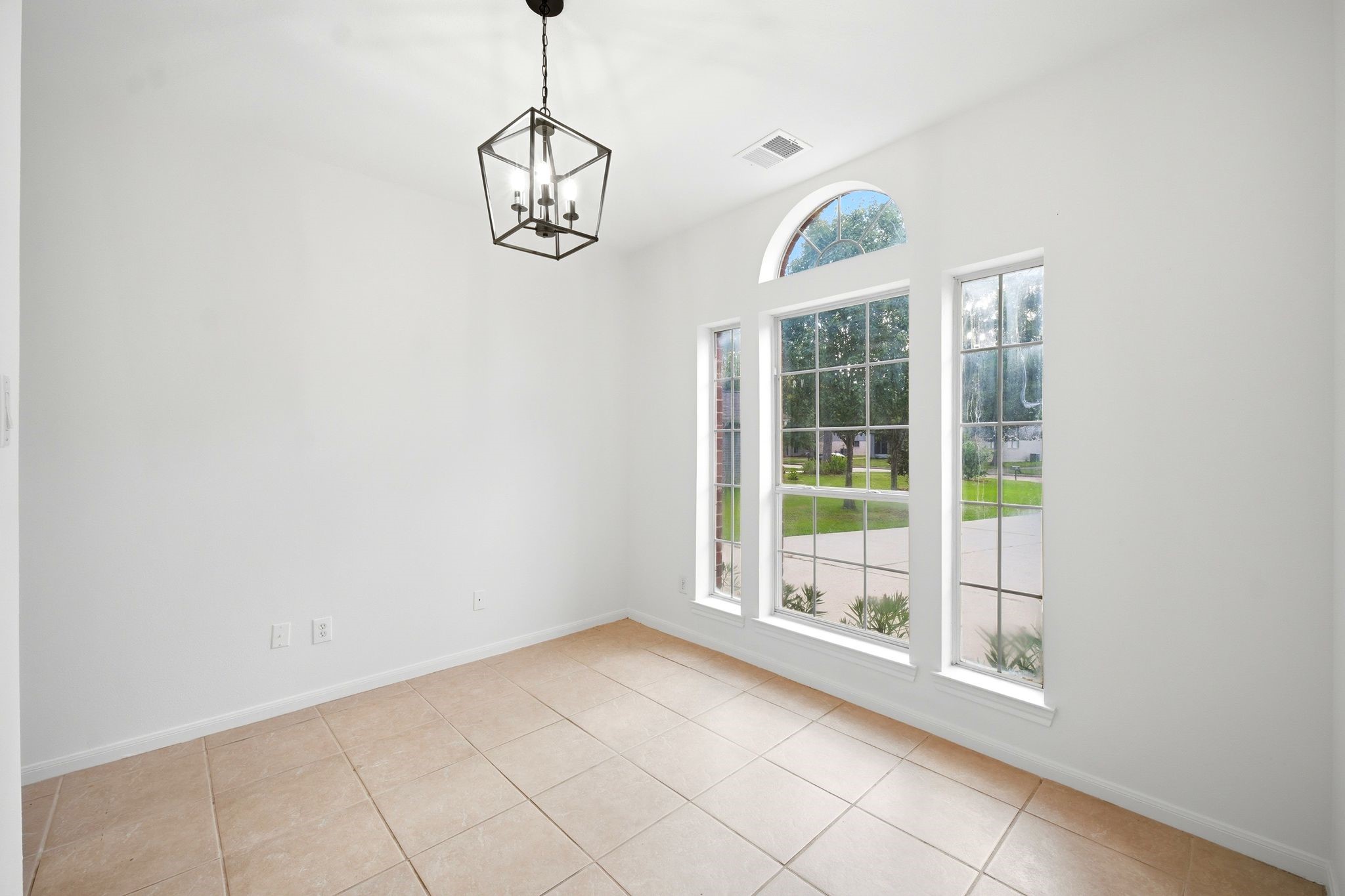 22907 Squirrel Tree Street Spring, TX 77389 - Photo 17 of 49 Gallery Image 17