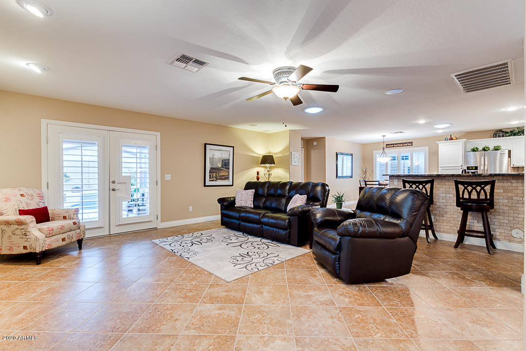 42337 West Venture Road Maricopa, AZ 85138 - Photo 14 of 45 13-Venture