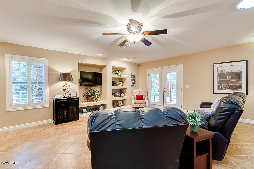 42337 West Venture Road Maricopa, AZ 85138 - Photo 15 of 45 12-Venture