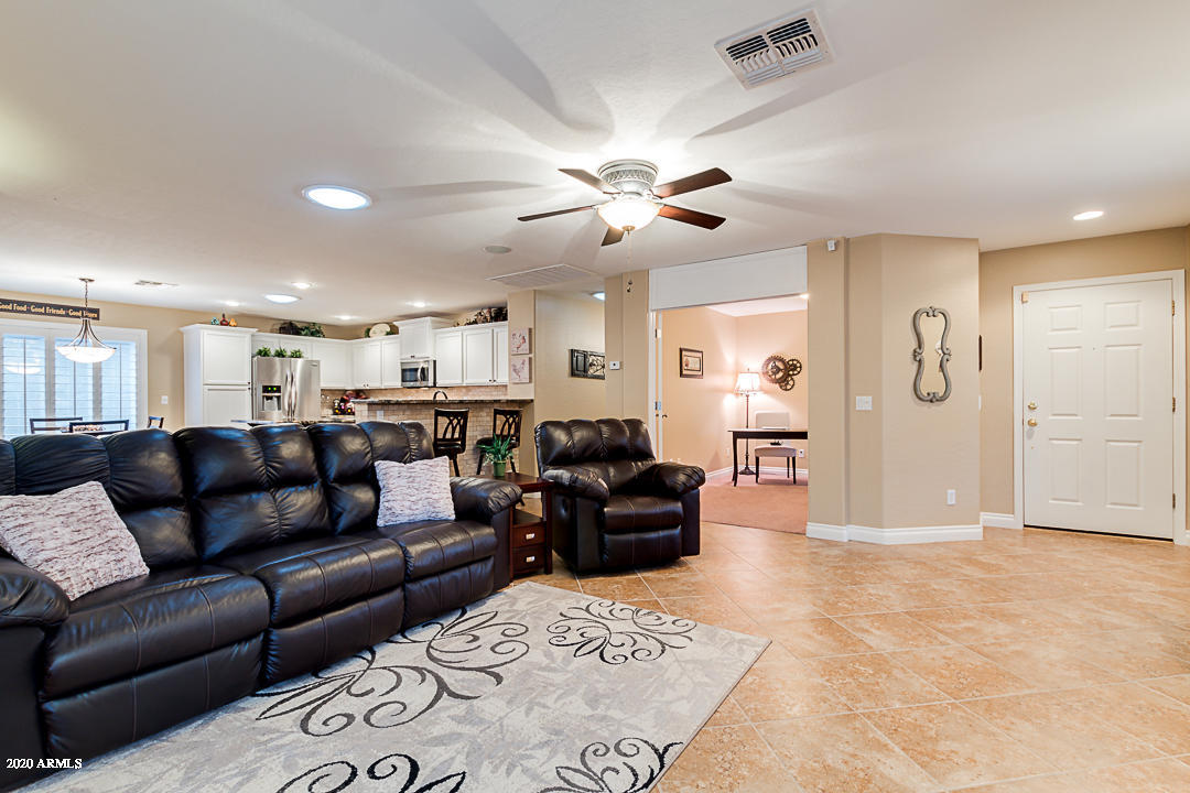 42337 West Venture Road Maricopa, AZ 85138 - Photo 17 of 45 09-Venture