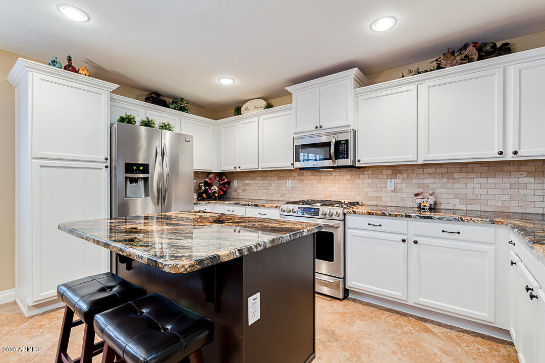 42337 West Venture Road Maricopa, AZ 85138 - Photo 6 of 45 19-Venture