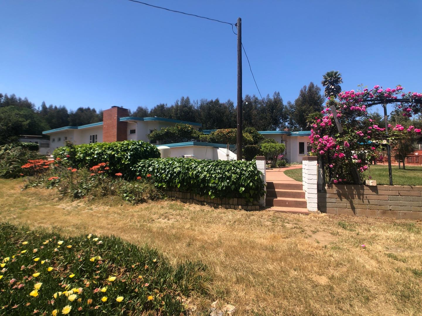 15719 Meridian Road Salinas, CA 93907 - Photo 3 of 58 Gallery Image 3
