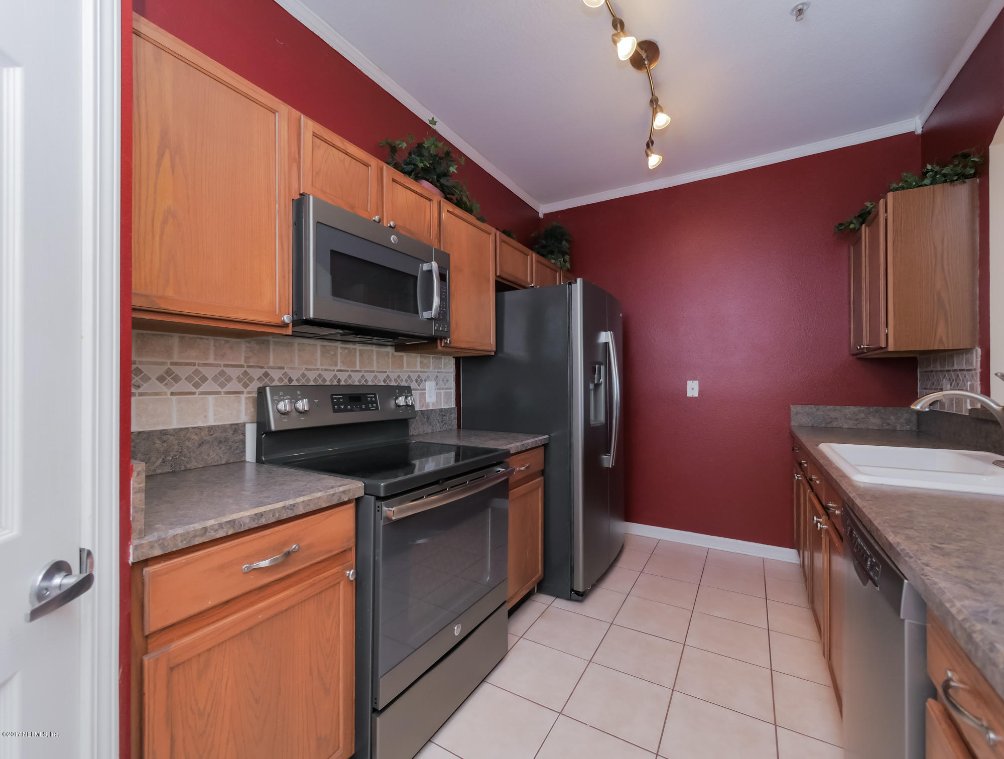 10550 Baymeadows Road, Unit 501 Jacksonville, FL 32256 - Photo 3 of 23 10550 Baymeadows Rd Unit 511-1