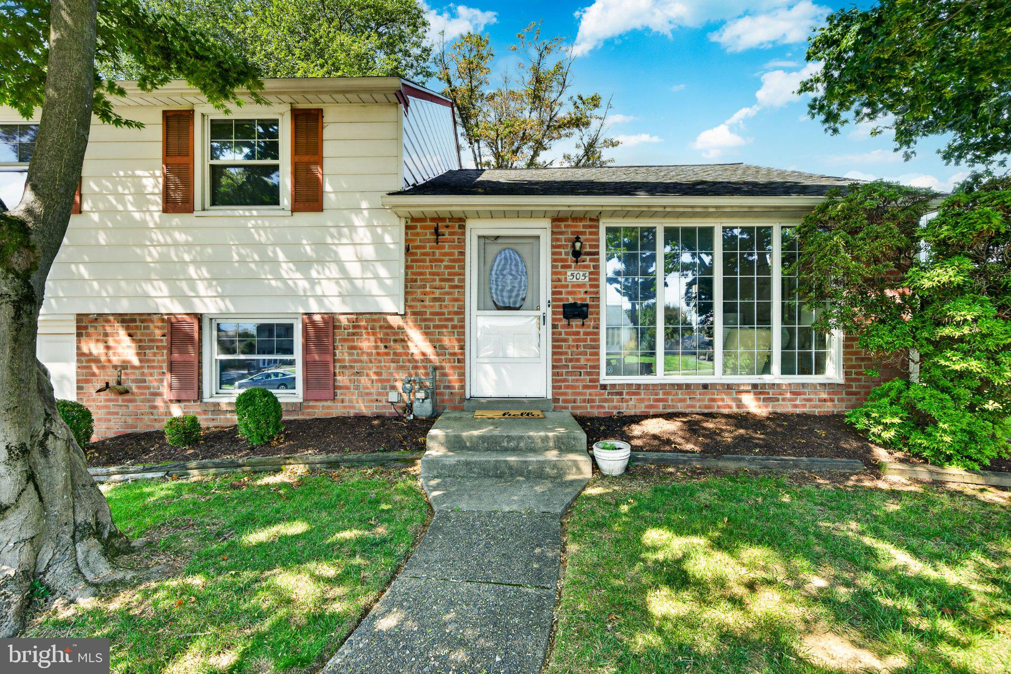 505 Vernon Road Springfield, PA 19064 - Photo 3 of 36 Gallery Image 3