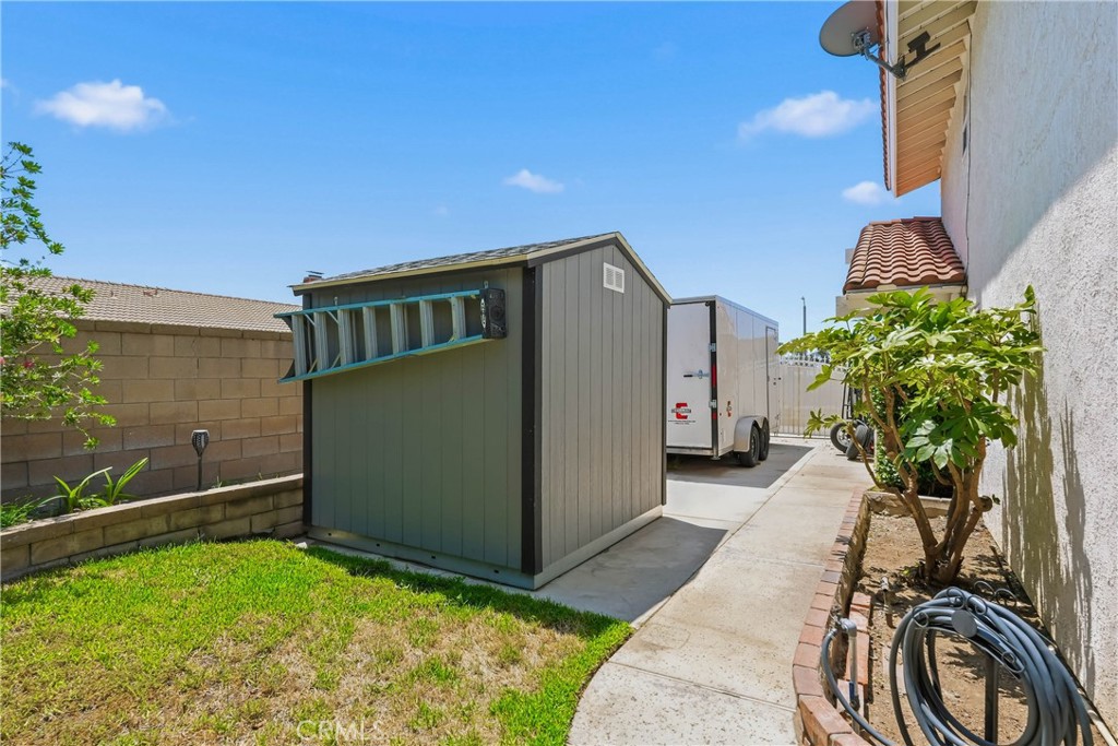 9268 Lemon Avenue Rancho Cucamonga, CA 91701 - Photo 38 of 43