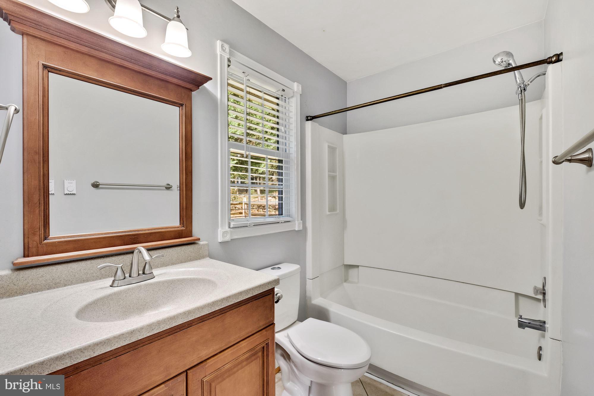 6594 East Lakeridge Road New Market, MD 21774 - Photo 13 of 30