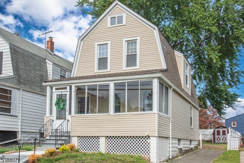 a view of a white house