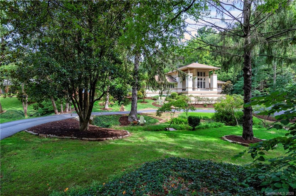 187 Country Club Road Asheville, NC 28804 - Photo 1 of 38 Gallery Image 1