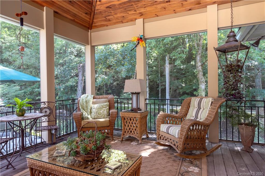 187 Country Club Road Asheville, NC 28804 - Photo 22 of 38 Gallery Image 22
