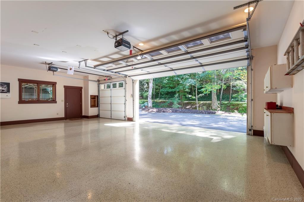 187 Country Club Road Asheville, NC 28804 - Photo 24 of 38 Gallery Image 24