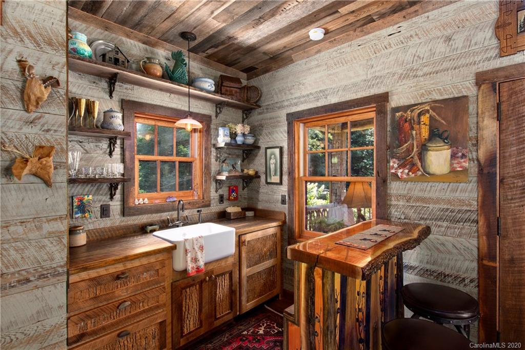 187 Country Club Road Asheville, NC 28804 - Photo 30 of 38 Gallery Image 30