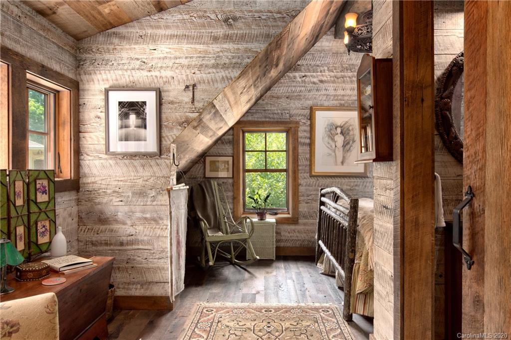 187 Country Club Road Asheville, NC 28804 - Photo 33 of 38 Gallery Image 33