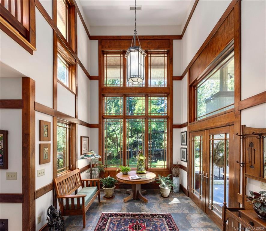 187 Country Club Road Asheville, NC 28804 - Photo 6 of 38 Gallery Image 6