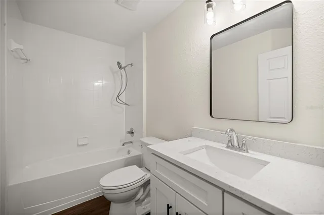 $299,900 | 8931 Southeast 156th Street, Summerfield, FL 34491