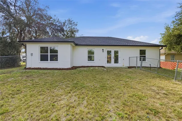 $299,900 | 8931 Southeast 156th Street, Summerfield, FL 34491
