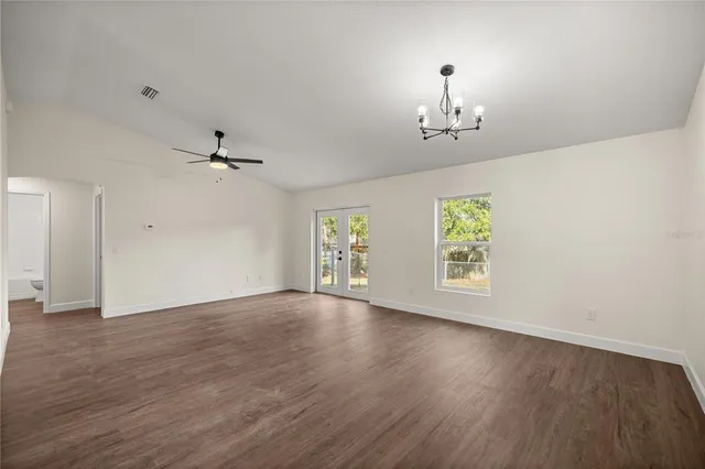 $299,900 | 8931 Southeast 156th Street, Summerfield, FL 34491