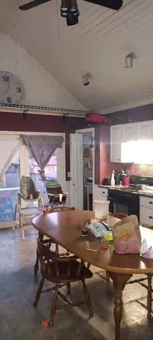 $69,900 | 204 South Federal Street, Griggsville, IL 62340