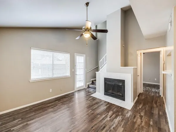 $138,000 | 1122 Millview Drive, Unit 1704, Arlington, TX 76012