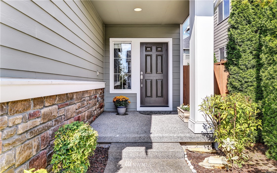 3911 178th Place Southeast Bothell, WA 98012 - Photo 3 of 25 Gallery Image 3