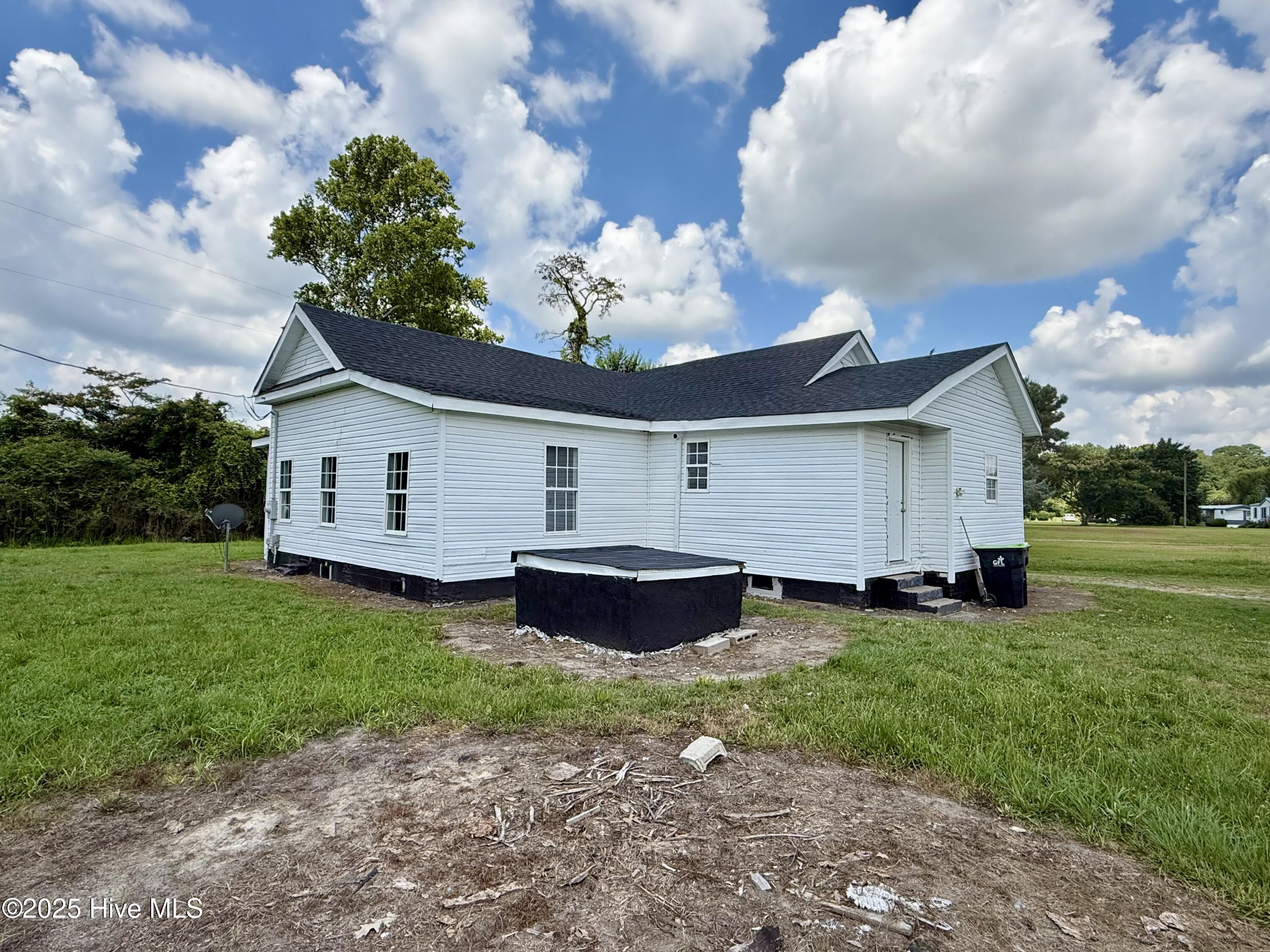 2661 Wildcat Road Williamston, NC 27892 - Photo 6 of 28 Back of property