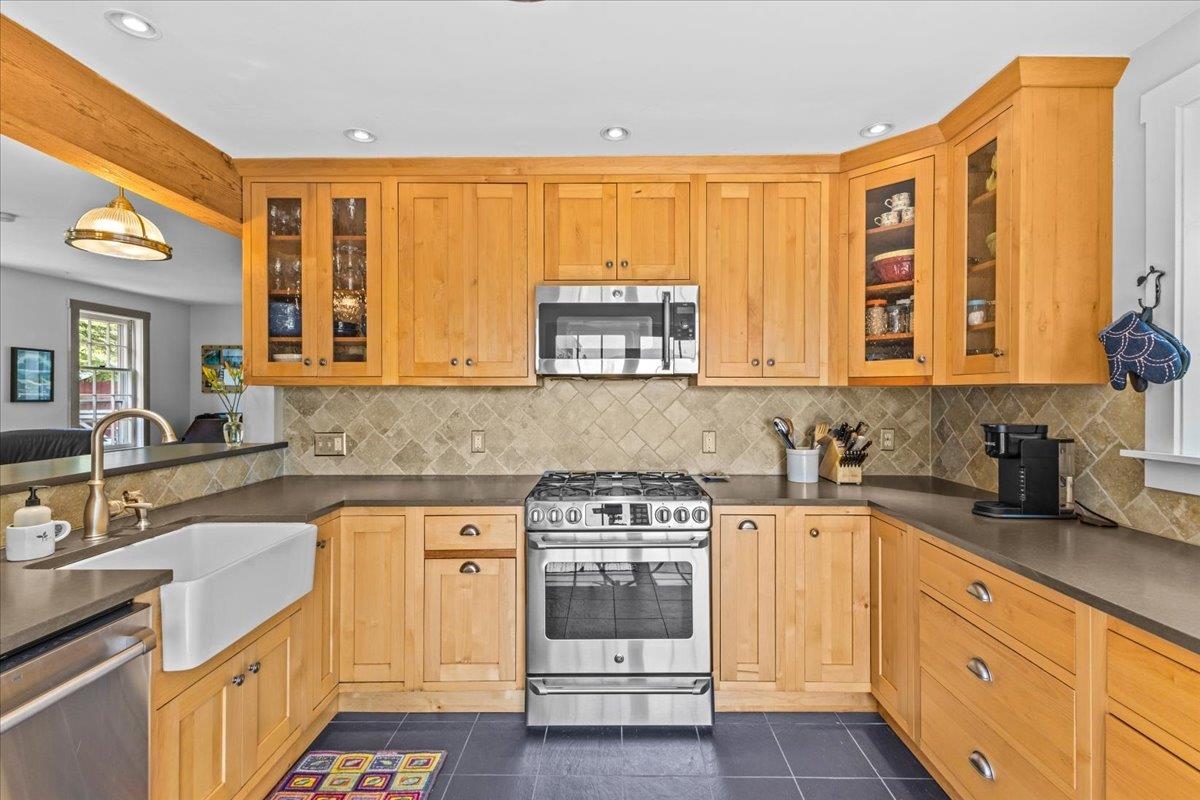 494 Cote Hill Road Morristown, VT 05661 - Photo 3 of 40 Gallery Image 3