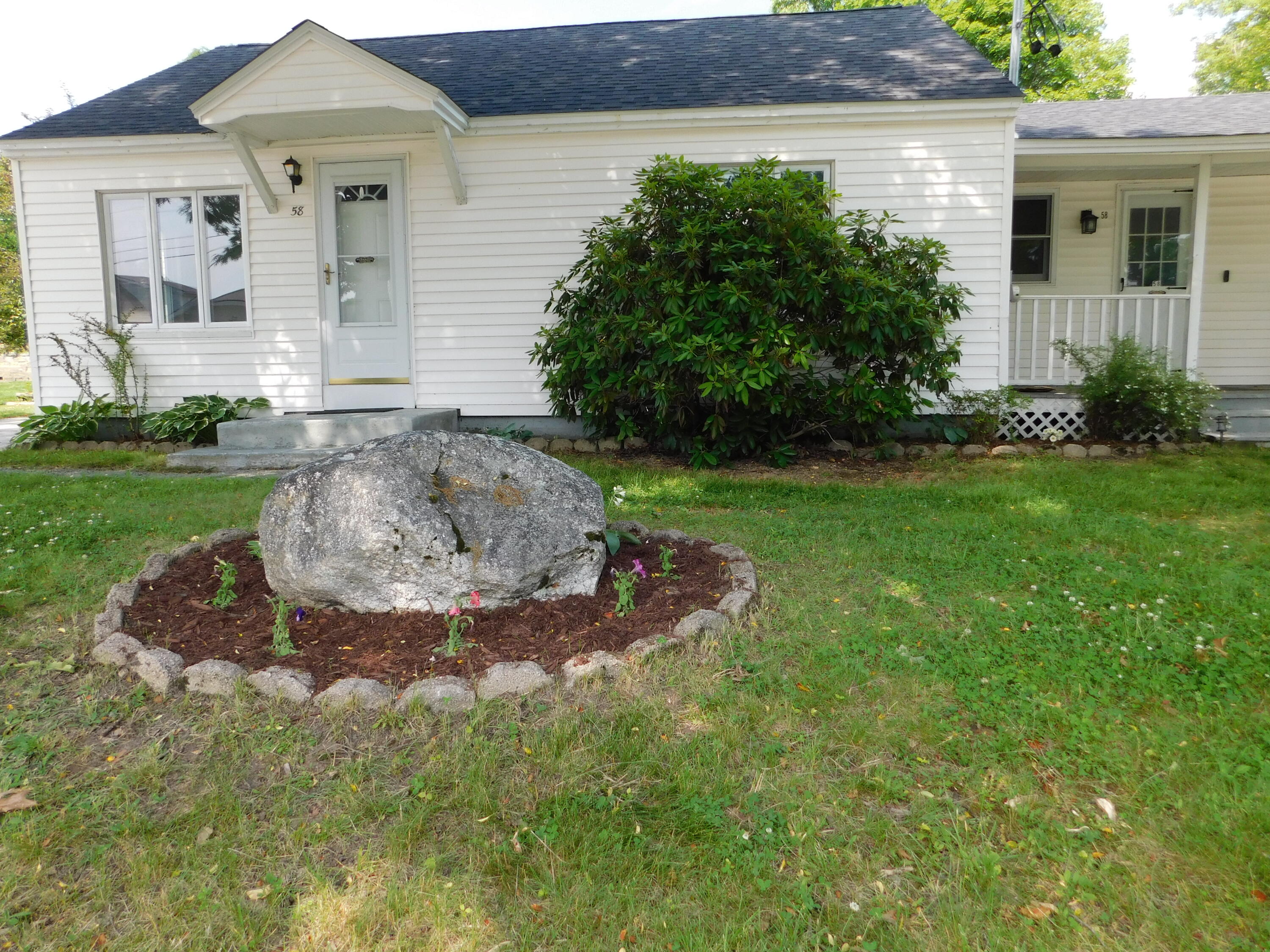 58 Fair Street Lewiston, ME 04240 - Photo 2 of 56 DSCN0920