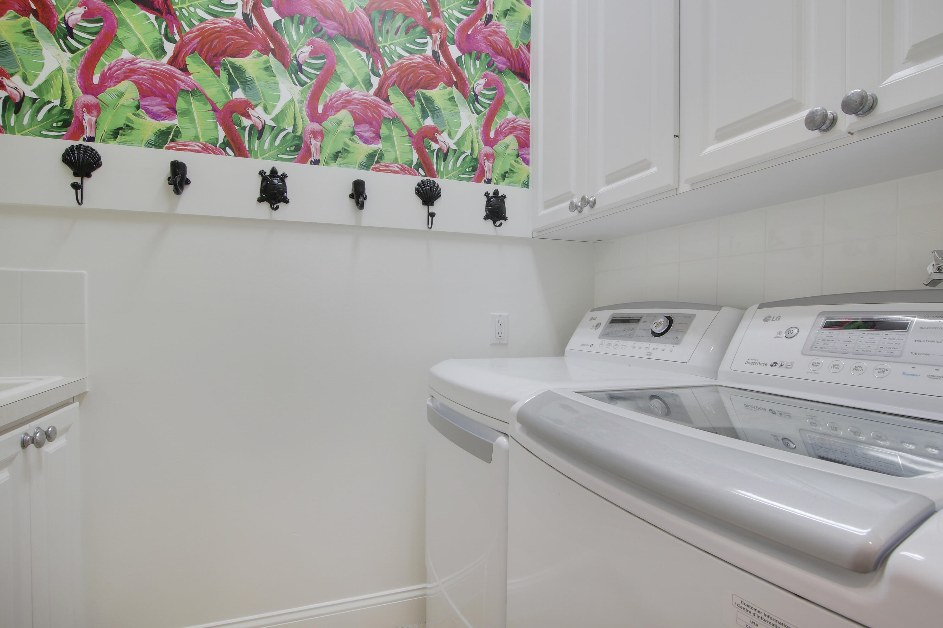 136 Florence Drive Jupiter, FL 33458 - Photo 31 of 51 Laundry Room