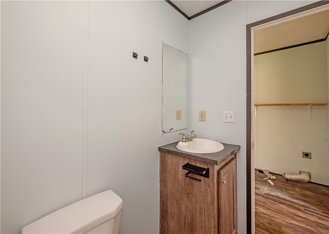 129 Southeast 147 Seneca, SC 29678 - Photo 11 of 17