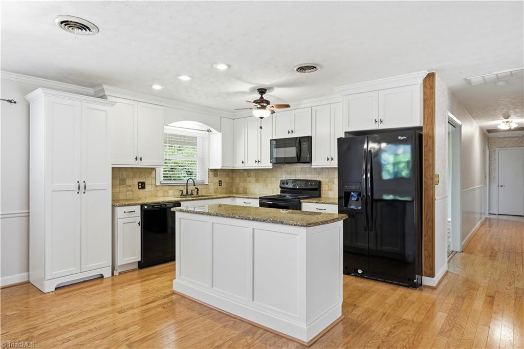 717 Corjon Road Kernersville, NC 27284 - Photo 12 of 48