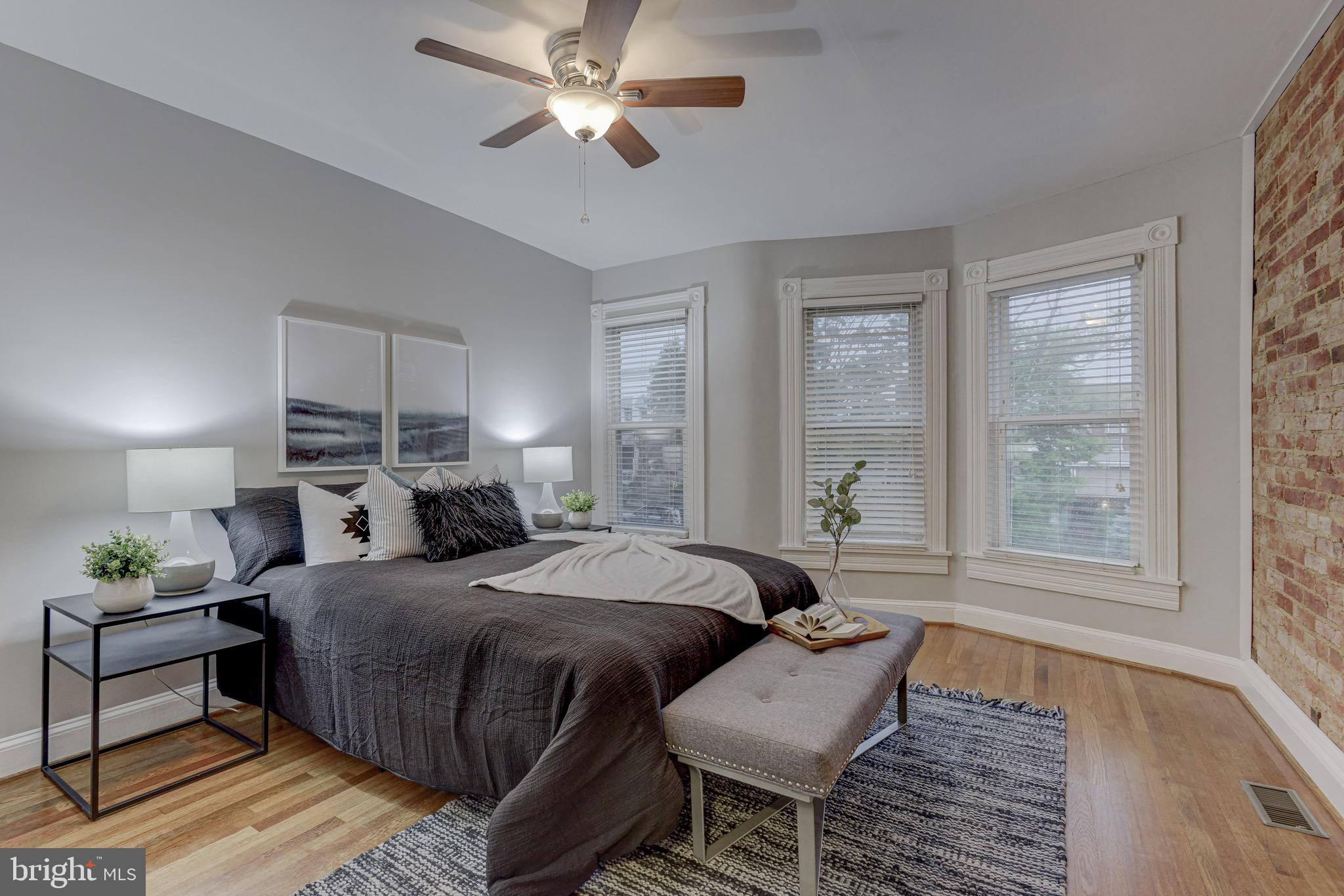 3514 Roland Avenue Baltimore, MD 21211 - Photo 21 of 39 Spacious Master