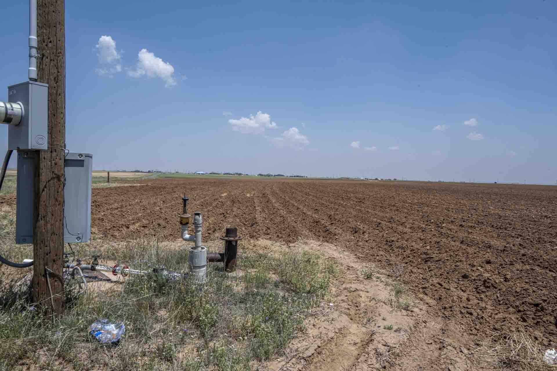 1730 South Slide Road New Home, TX 79381 - Photo 2 of 5 a view of a city