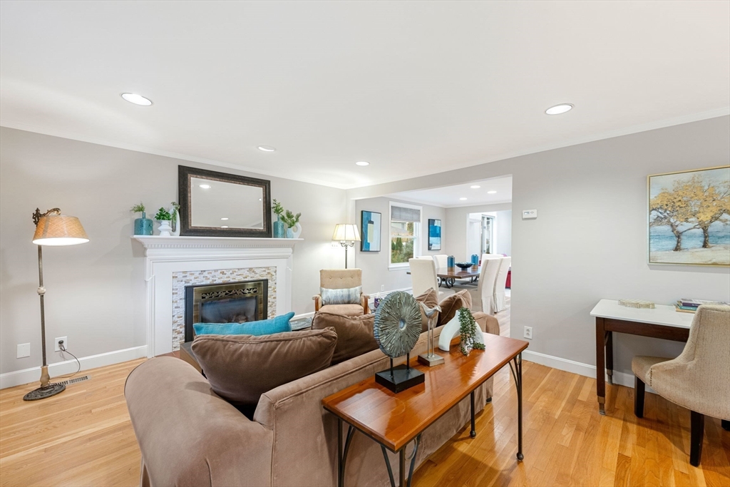 112 Dalton Road Belmont, MA 02478 - Photo 10 of 41 Gallery Image 10