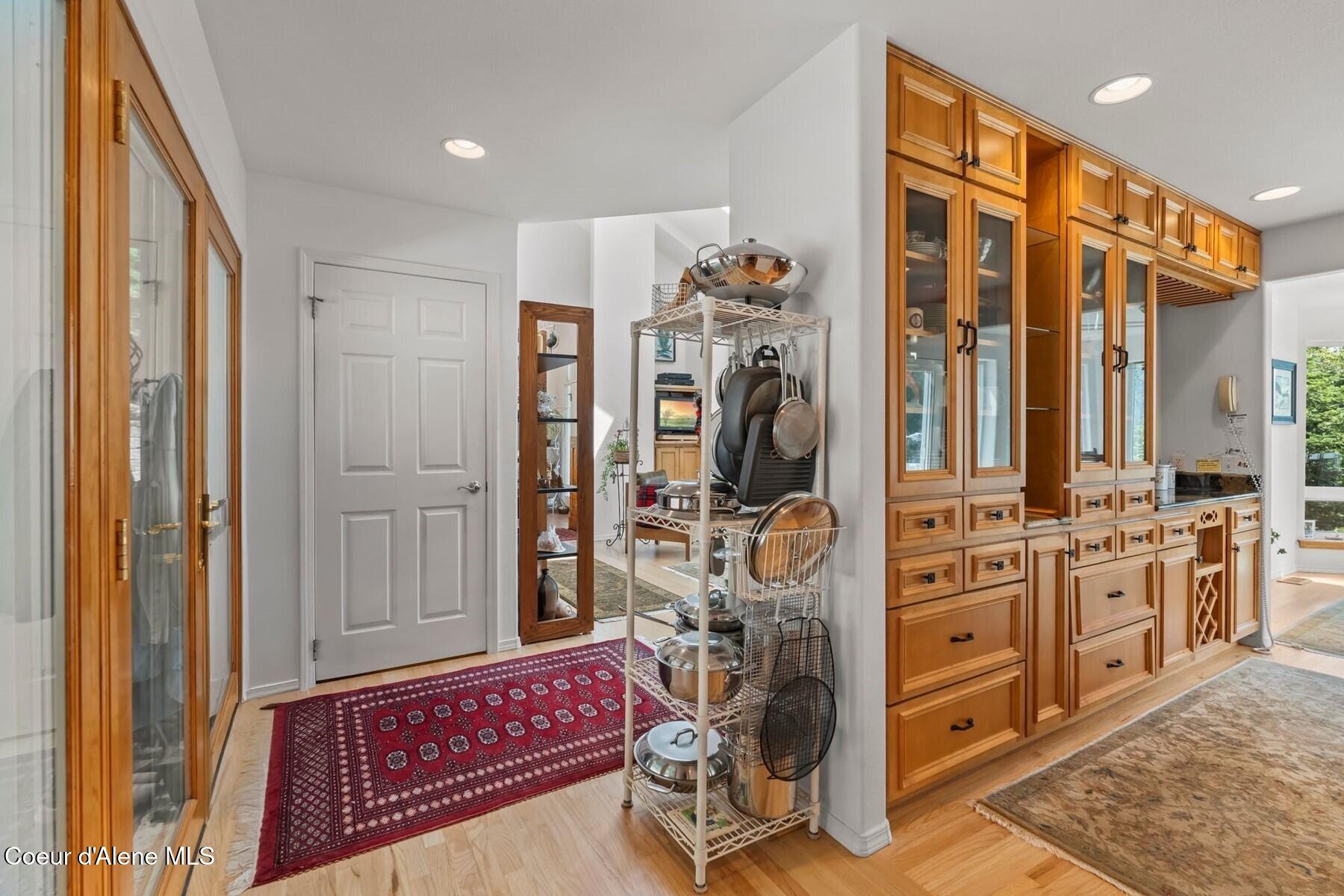 38 South Quail Run Sandpoint, ID 83864 - Photo 28 of 53 Back hallway