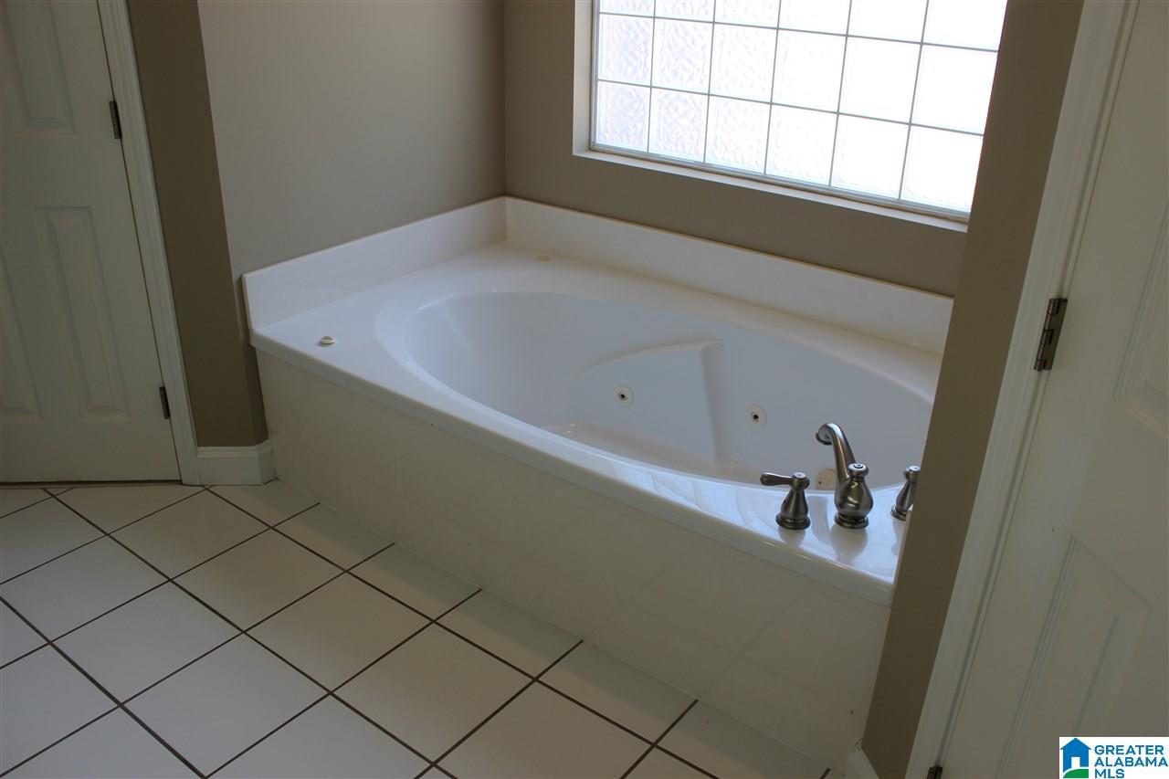 1013 Knollwood Drive Birmingham, AL 35242 - Photo 21 of 32