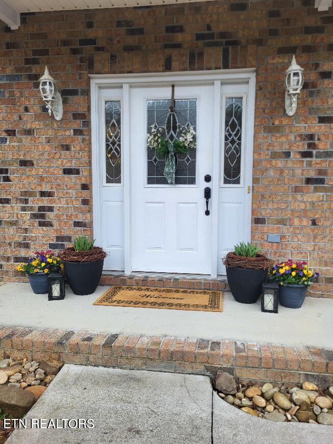 154 Glassboro Drive Oak Ridge, TN 37830 - Photo 2 of 49 1g