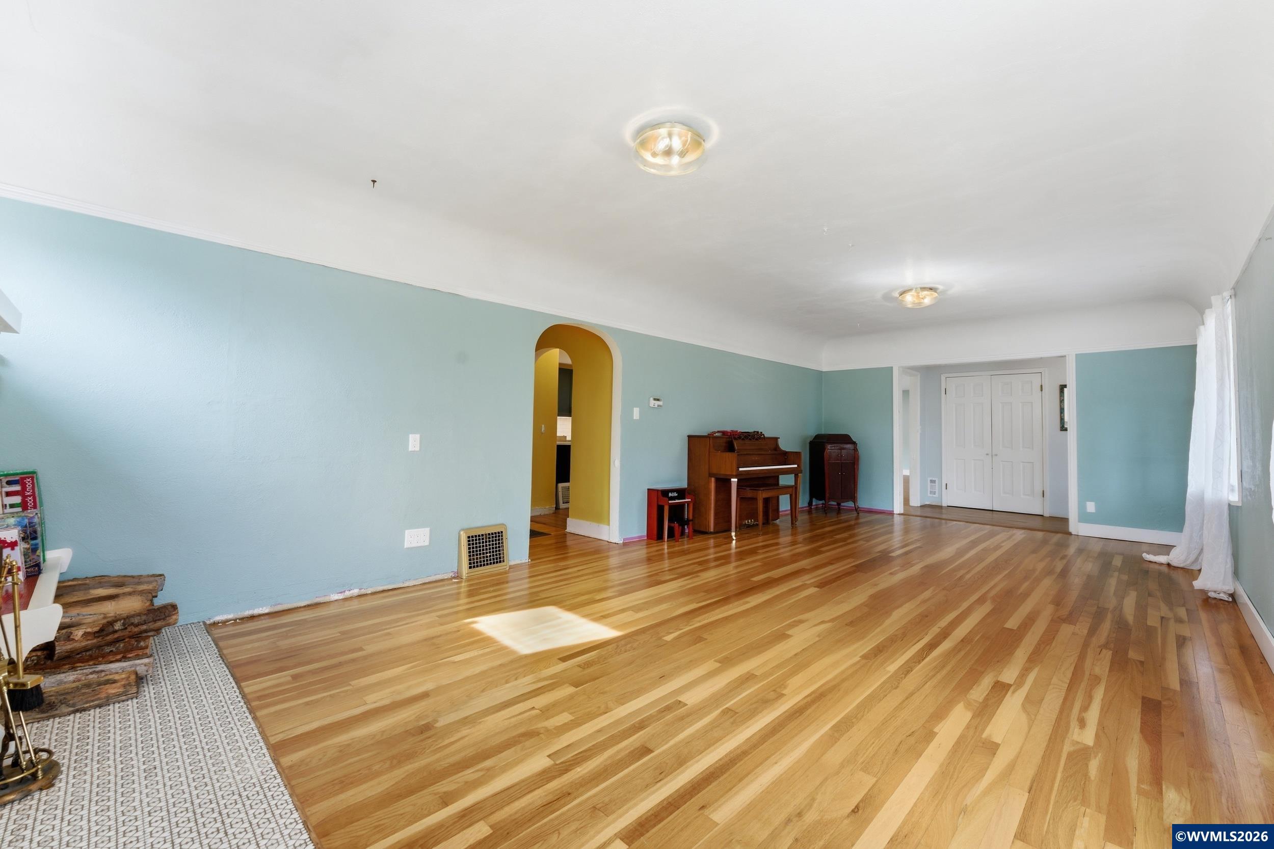 1420 Southwest Park Terrace Albany, OR 97321 - Photo 7 of 43 Gallery Image 7