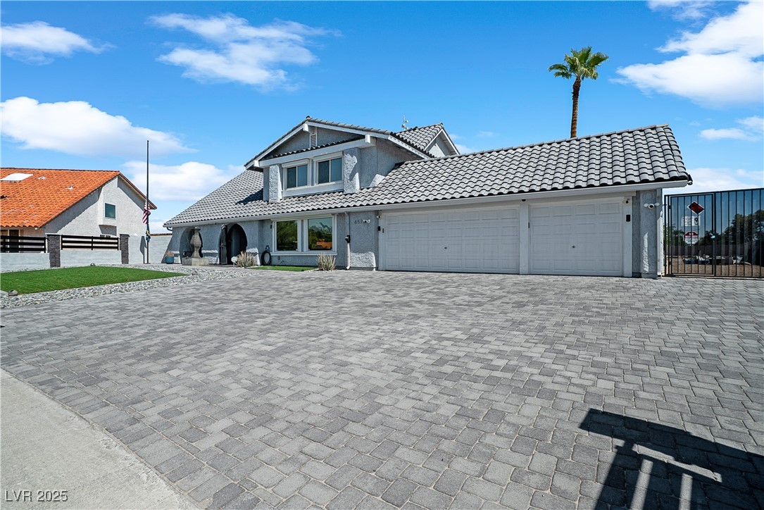 6576 Turina Road Las Vegas, NV 89146 - Photo 2 of 39
