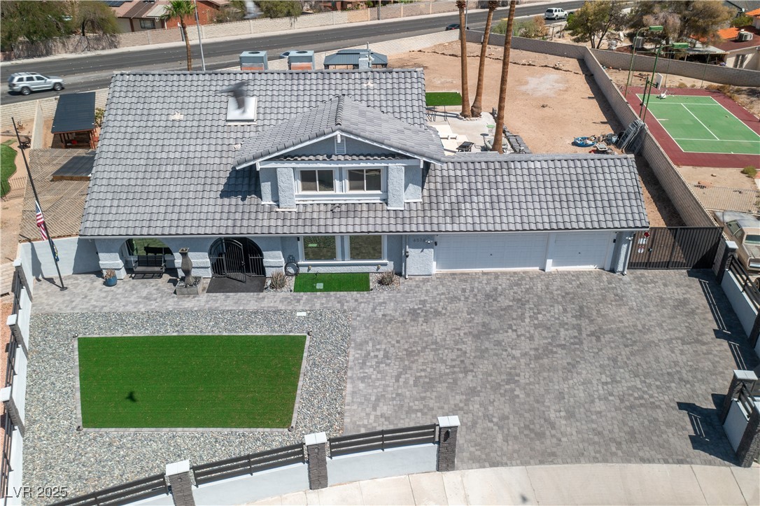 6576 Turina Road Las Vegas, NV 89146 - Photo 4 of 39