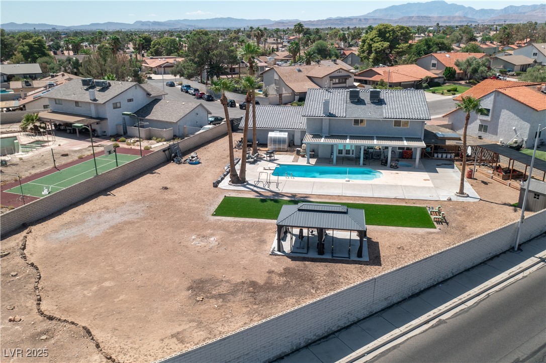 6576 Turina Road Las Vegas, NV 89146 - Photo 5 of 39