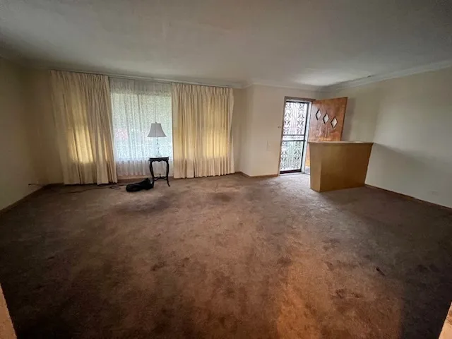 $289,914 | 5827 South Austin Avenue, Chicago, IL 60638