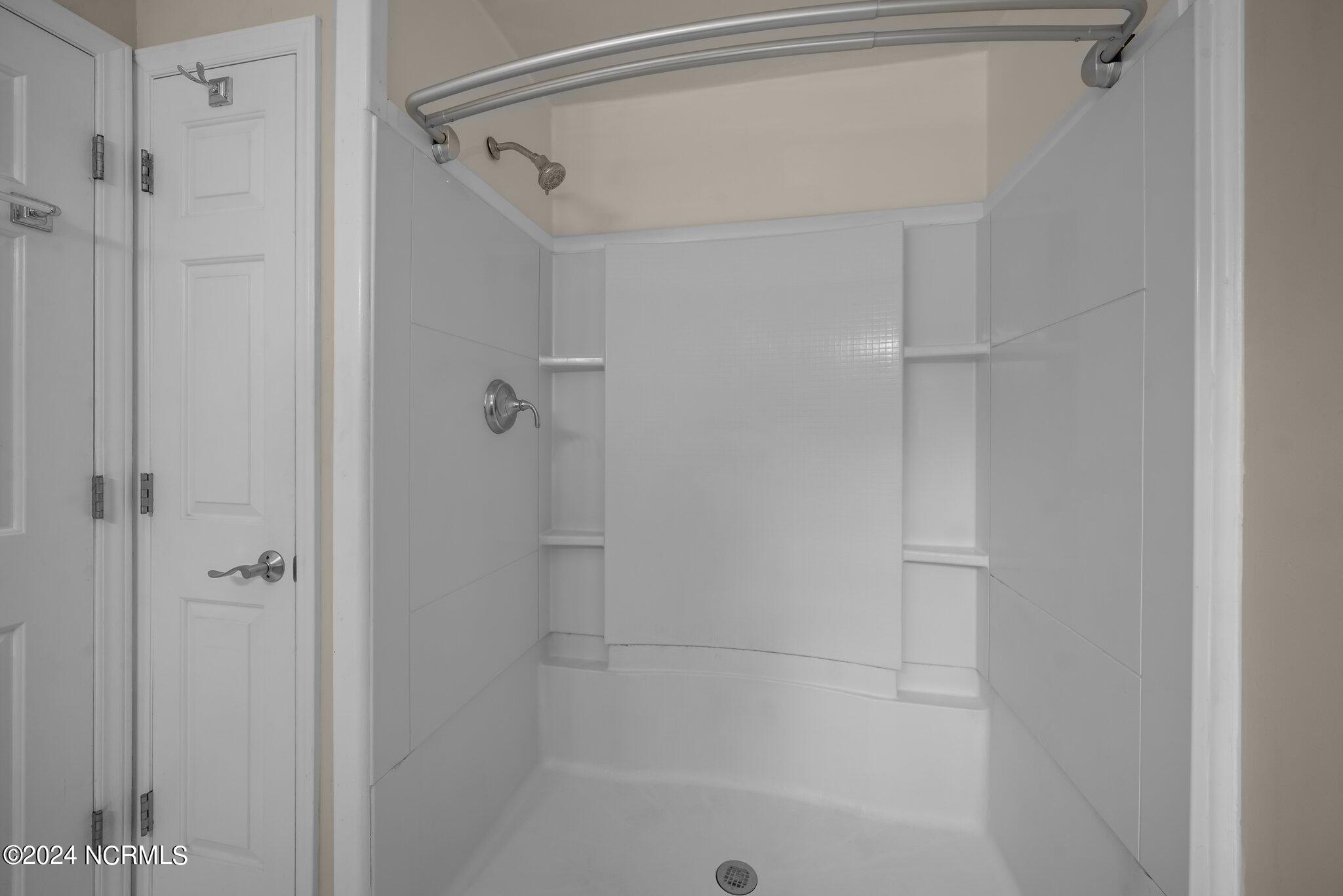 112 North Reed Drive Washington, NC 27889 - Photo 38 of 50 38-web-or-mls-DSC_7137