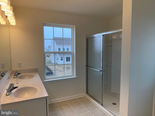 $1,950 | 414 Maclaren Lane, Middletown, DE 19709